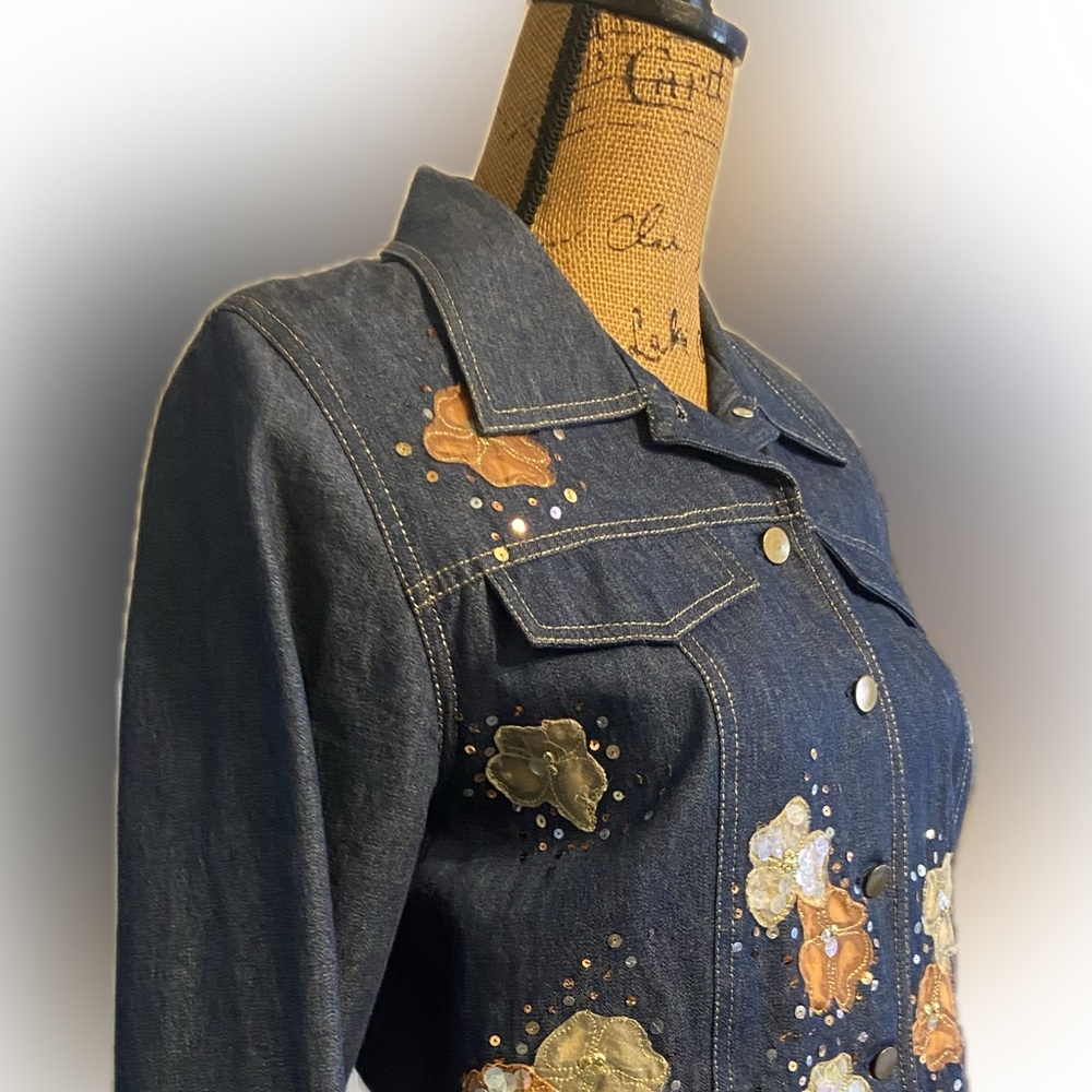 Embroidered Denim Jacket - Picture 4 of 9